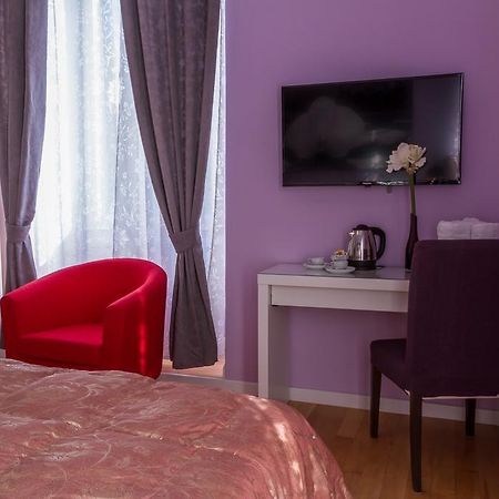 Bevilacqua Bed Roma Santa Croce Hotel Esterno foto