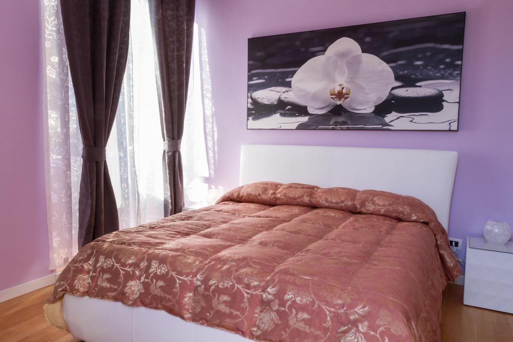 Bevilacqua Bed Roma Santa Croce Hotel Camera foto